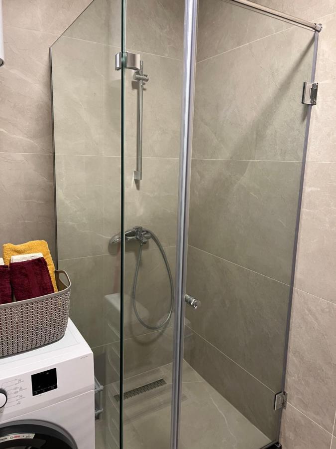 Central Luxury Apartment Пристина Екстериор снимка